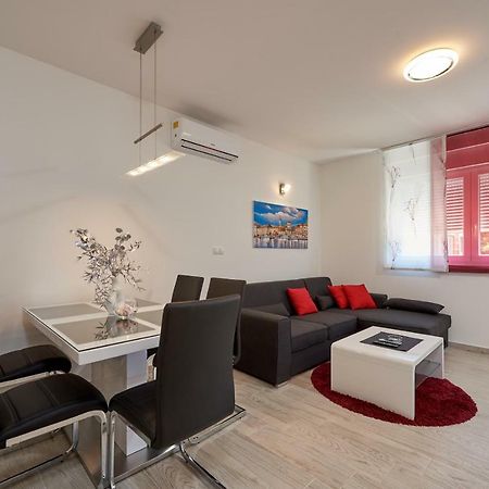 Апартаменти Apartman Jakov Трогір Екстер'єр фото