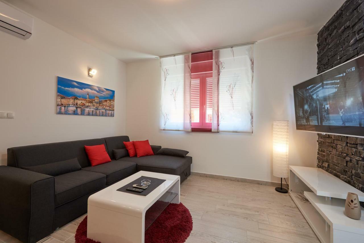 Апартаменти Apartman Jakov Трогір Екстер'єр фото