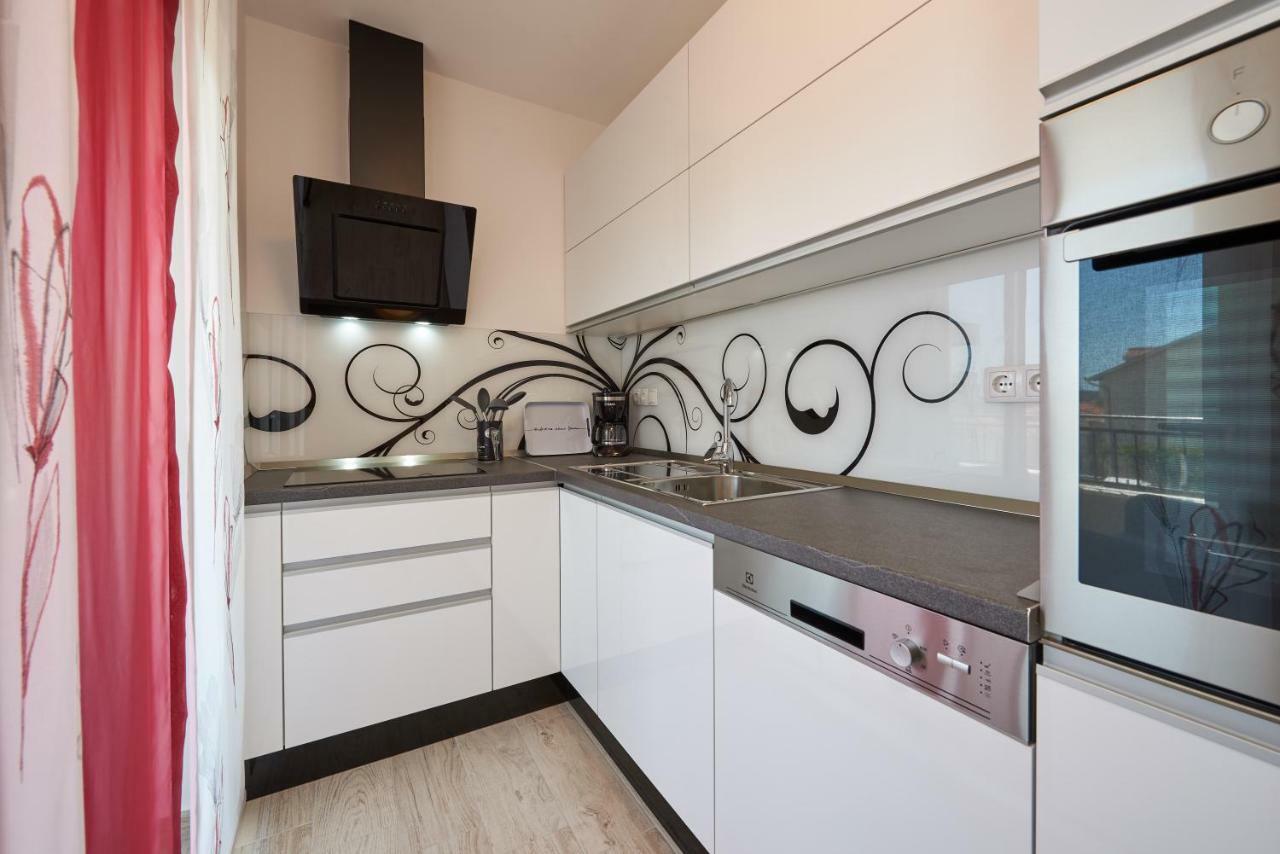 Апартаменти Apartman Jakov Трогір Екстер'єр фото