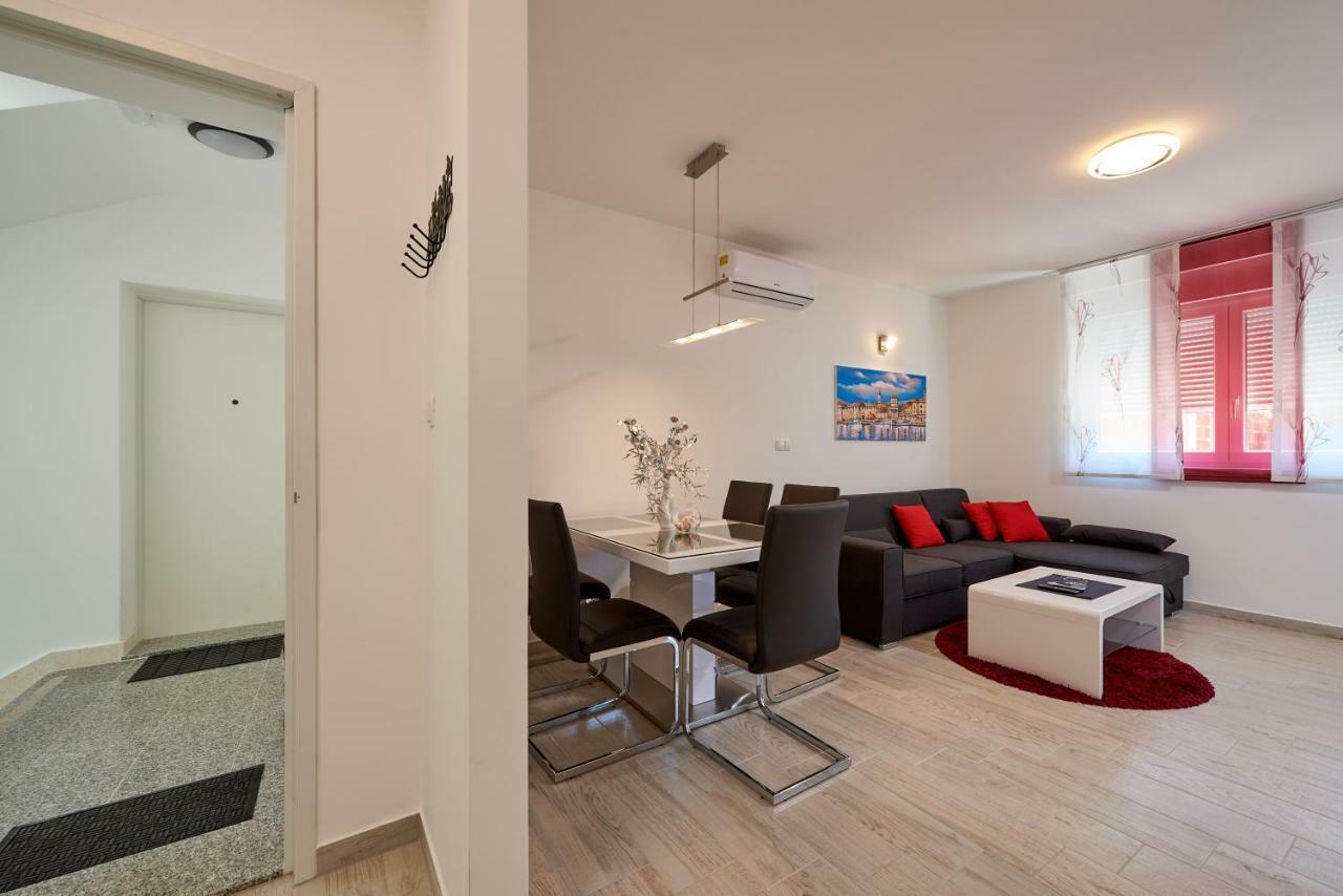Апартаменти Apartman Jakov Трогір Екстер'єр фото